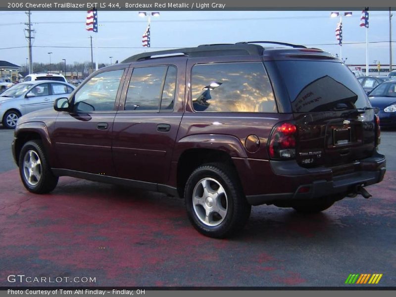 Bordeaux Red Metallic / Light Gray 2006 Chevrolet TrailBlazer EXT LS 4x4