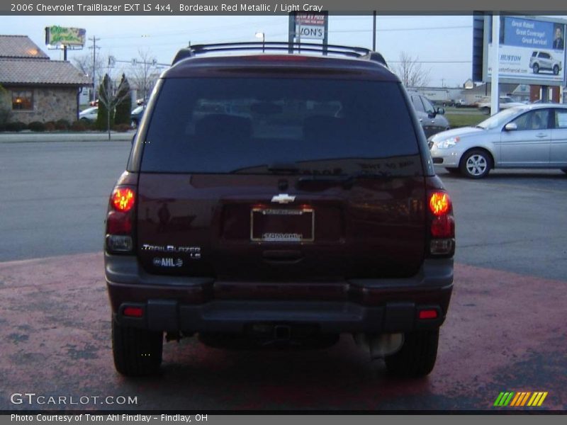 Bordeaux Red Metallic / Light Gray 2006 Chevrolet TrailBlazer EXT LS 4x4