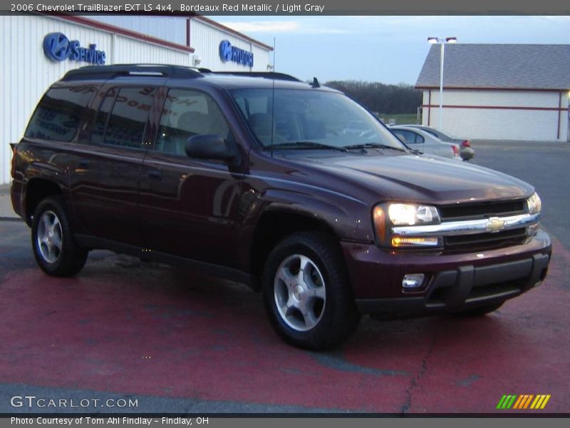 Bordeaux Red Metallic / Light Gray 2006 Chevrolet TrailBlazer EXT LS 4x4