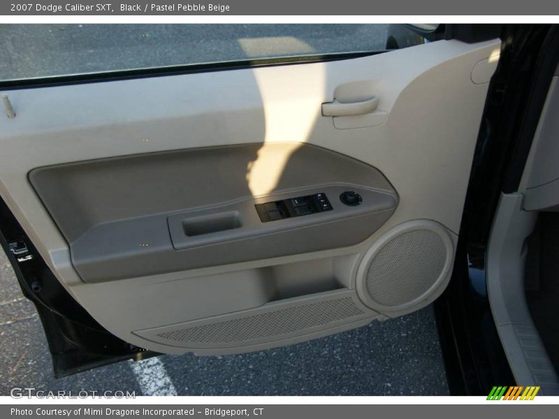 Black / Pastel Pebble Beige 2007 Dodge Caliber SXT