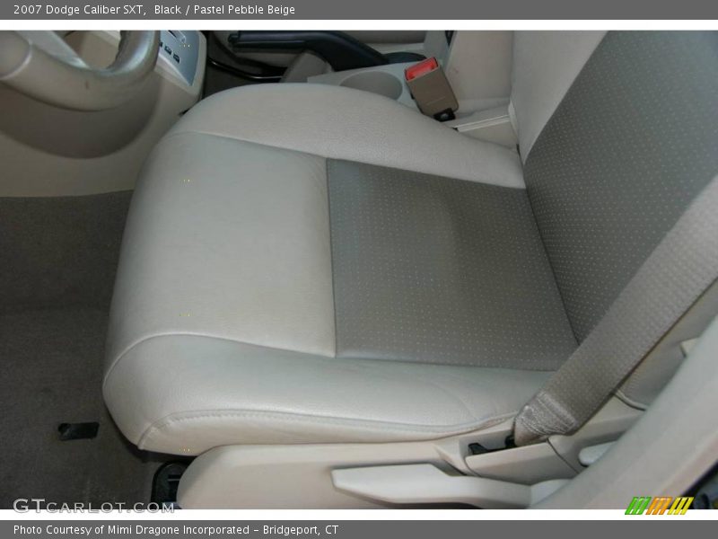 Black / Pastel Pebble Beige 2007 Dodge Caliber SXT