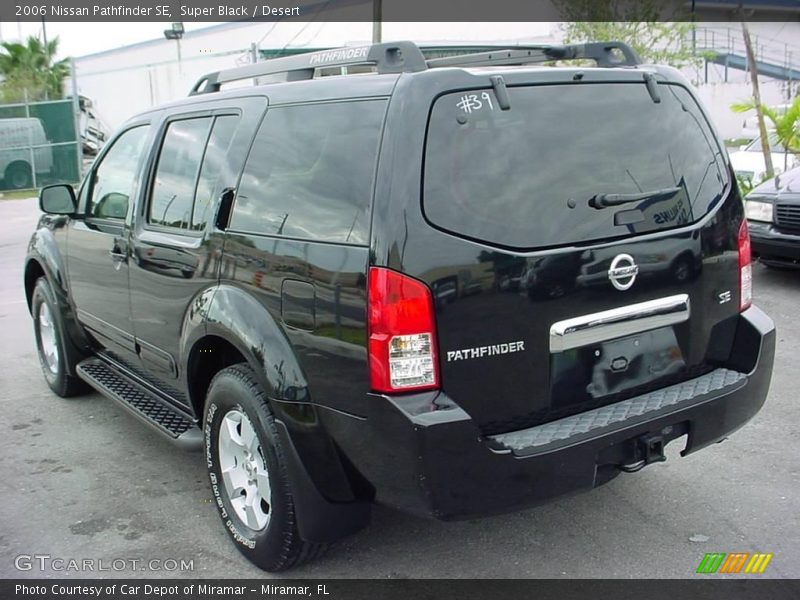 Super Black / Desert 2006 Nissan Pathfinder SE