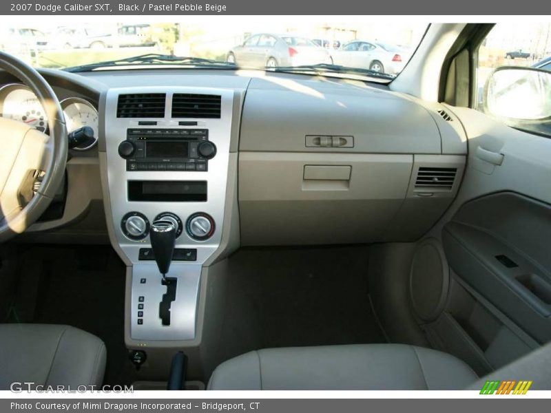 Black / Pastel Pebble Beige 2007 Dodge Caliber SXT