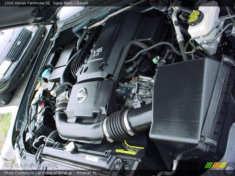 Super Black / Desert 2006 Nissan Pathfinder SE