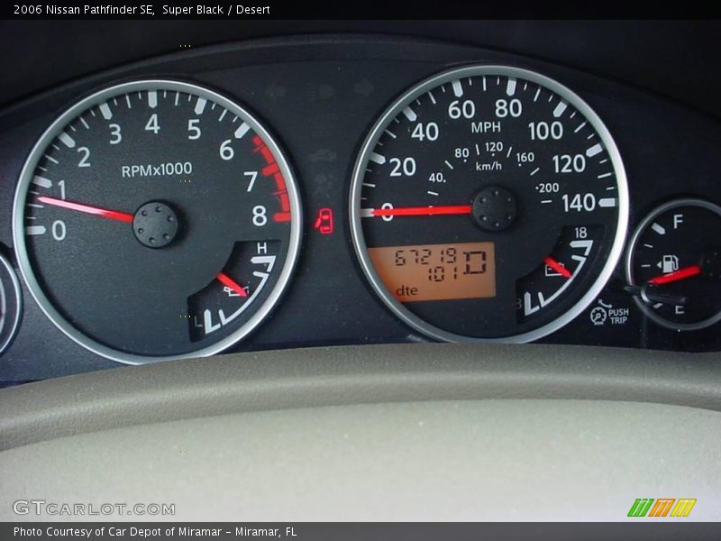 Super Black / Desert 2006 Nissan Pathfinder SE