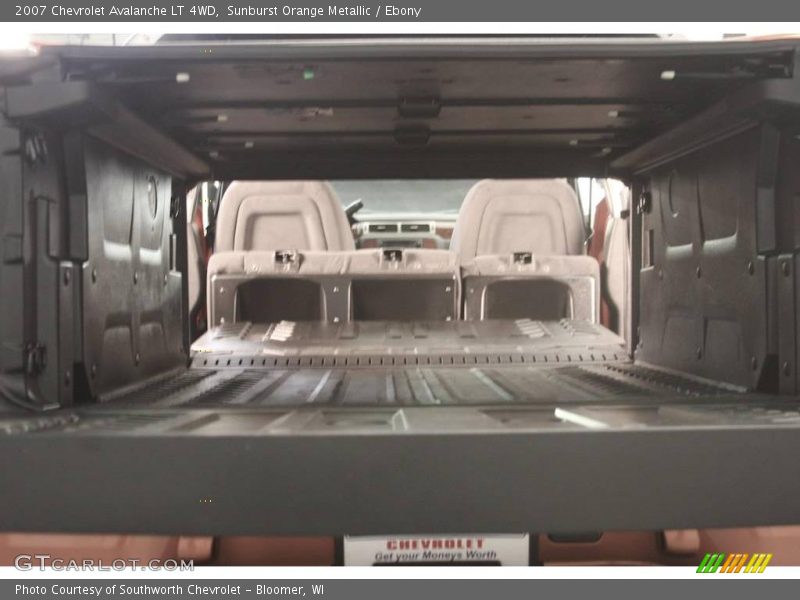Sunburst Orange Metallic / Ebony 2007 Chevrolet Avalanche LT 4WD