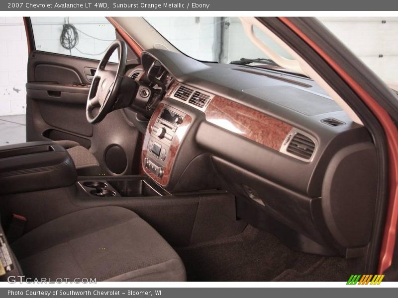 Sunburst Orange Metallic / Ebony 2007 Chevrolet Avalanche LT 4WD