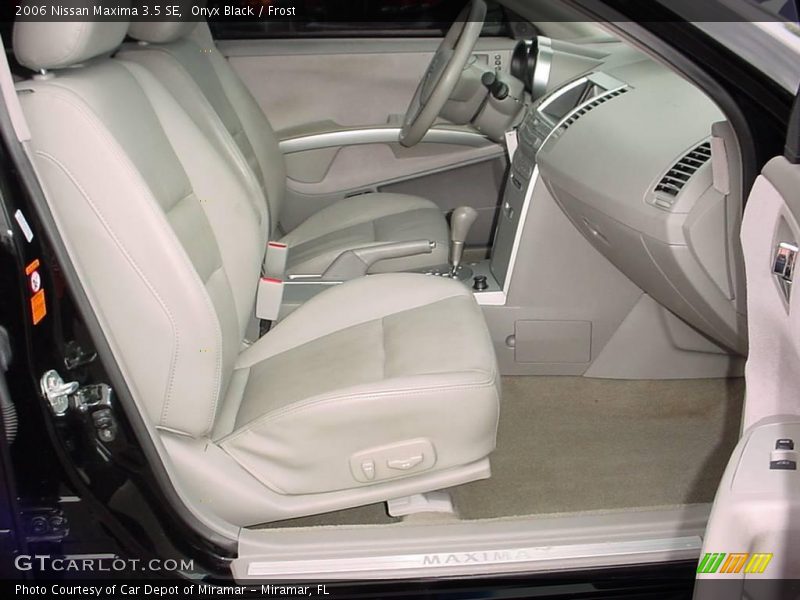 Onyx Black / Frost 2006 Nissan Maxima 3.5 SE