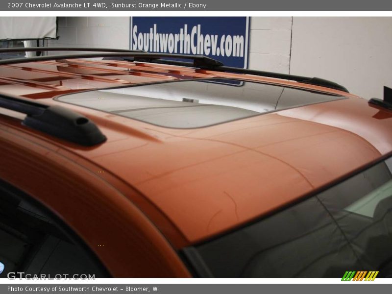 Sunburst Orange Metallic / Ebony 2007 Chevrolet Avalanche LT 4WD