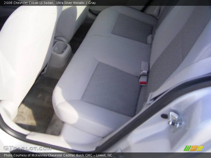 Ultra Silver Metallic / Gray 2008 Chevrolet Cobalt LS Sedan