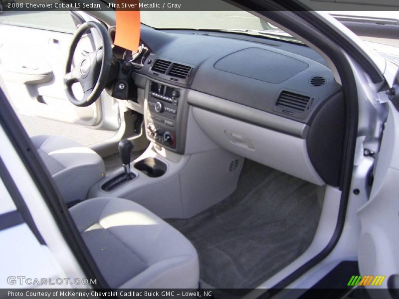 Ultra Silver Metallic / Gray 2008 Chevrolet Cobalt LS Sedan