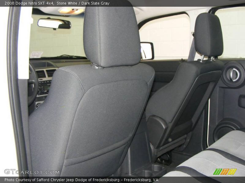 Stone White / Dark Slate Gray 2008 Dodge Nitro SXT 4x4