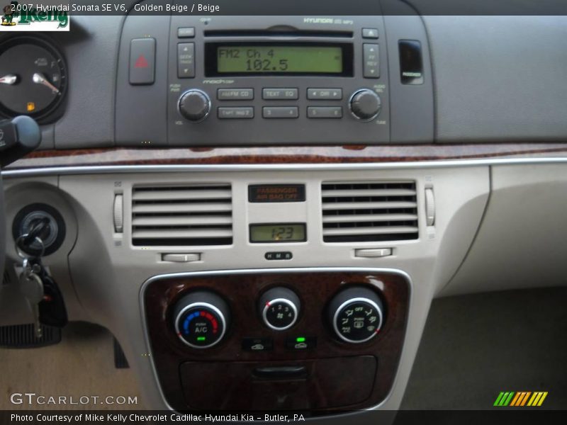 Golden Beige / Beige 2007 Hyundai Sonata SE V6