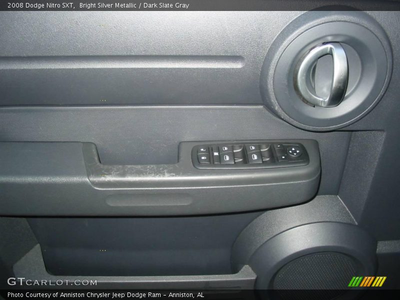 Bright Silver Metallic / Dark Slate Gray 2008 Dodge Nitro SXT