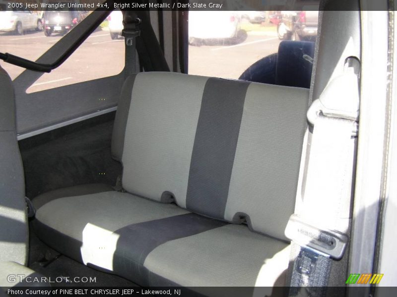 Bright Silver Metallic / Dark Slate Gray 2005 Jeep Wrangler Unlimited 4x4