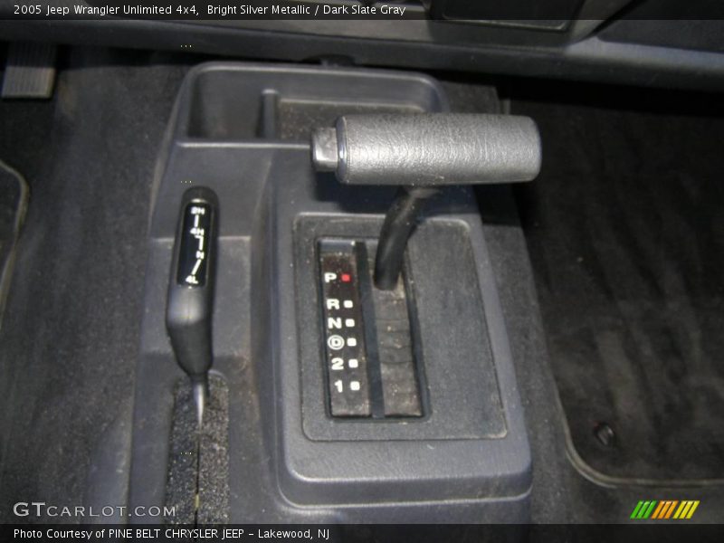 Bright Silver Metallic / Dark Slate Gray 2005 Jeep Wrangler Unlimited 4x4