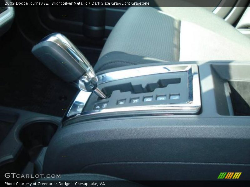 Bright Silver Metallic / Dark Slate Gray/Light Graystone 2009 Dodge Journey SE