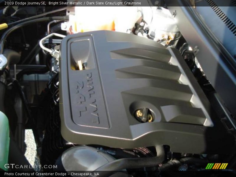 Bright Silver Metallic / Dark Slate Gray/Light Graystone 2009 Dodge Journey SE