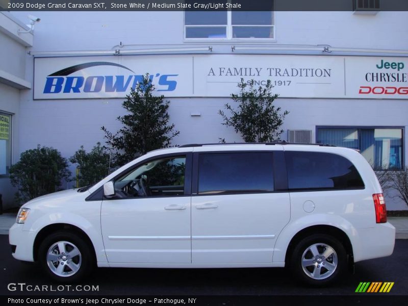 Stone White / Medium Slate Gray/Light Shale 2009 Dodge Grand Caravan SXT