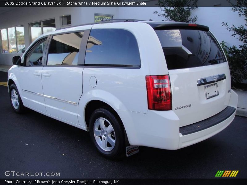 Stone White / Medium Slate Gray/Light Shale 2009 Dodge Grand Caravan SXT