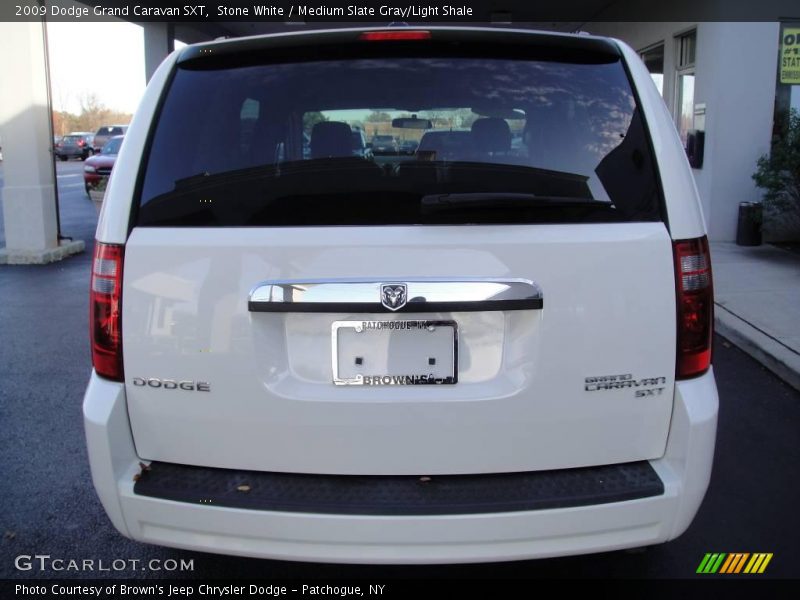 Stone White / Medium Slate Gray/Light Shale 2009 Dodge Grand Caravan SXT