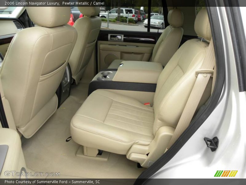 Pewter Metallic / Camel 2006 Lincoln Navigator Luxury
