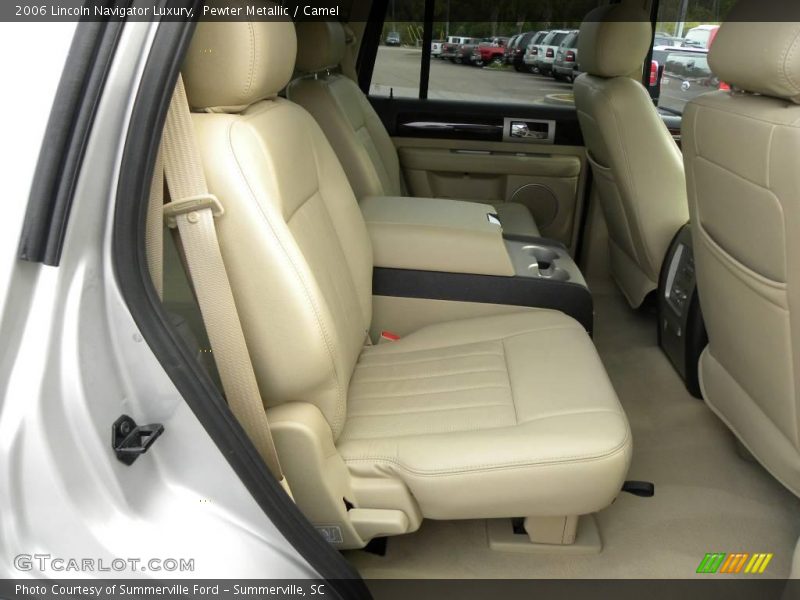 Pewter Metallic / Camel 2006 Lincoln Navigator Luxury