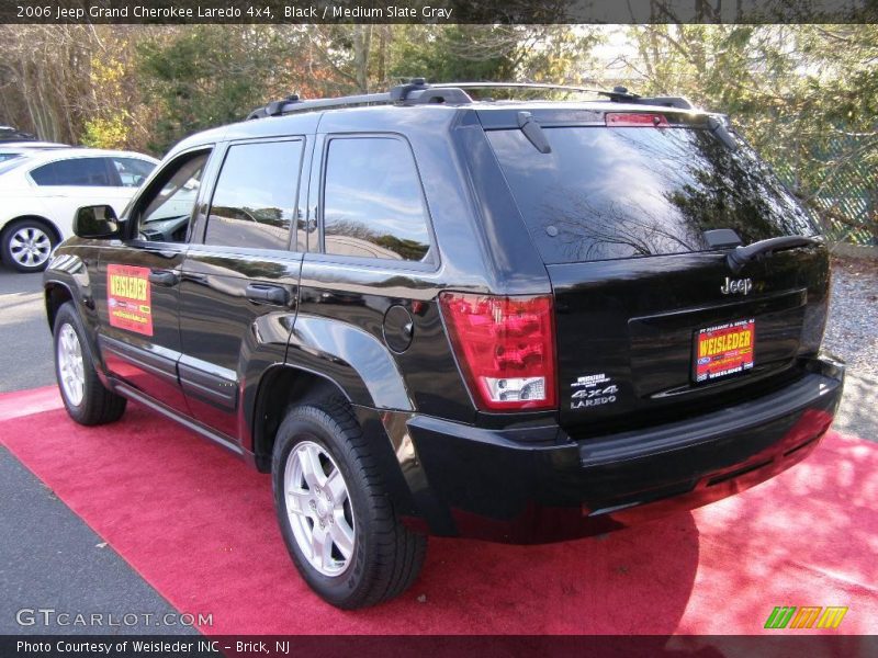Black / Medium Slate Gray 2006 Jeep Grand Cherokee Laredo 4x4