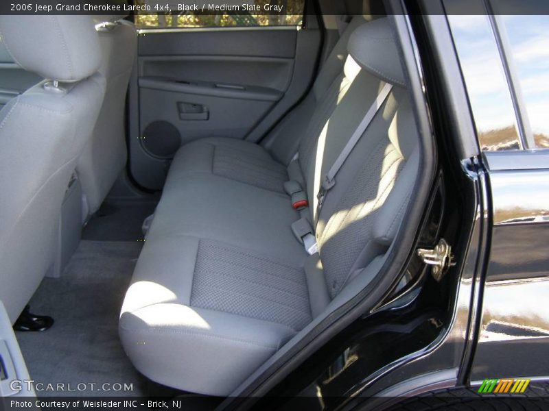 Black / Medium Slate Gray 2006 Jeep Grand Cherokee Laredo 4x4