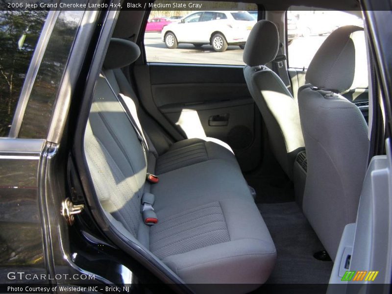 Black / Medium Slate Gray 2006 Jeep Grand Cherokee Laredo 4x4