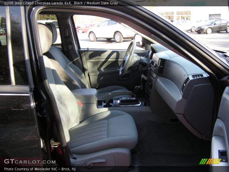 Black / Medium Slate Gray 2006 Jeep Grand Cherokee Laredo 4x4