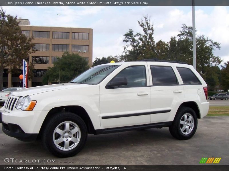 Stone White / Medium Slate Gray/Dark Slate Gray 2009 Jeep Grand Cherokee Laredo