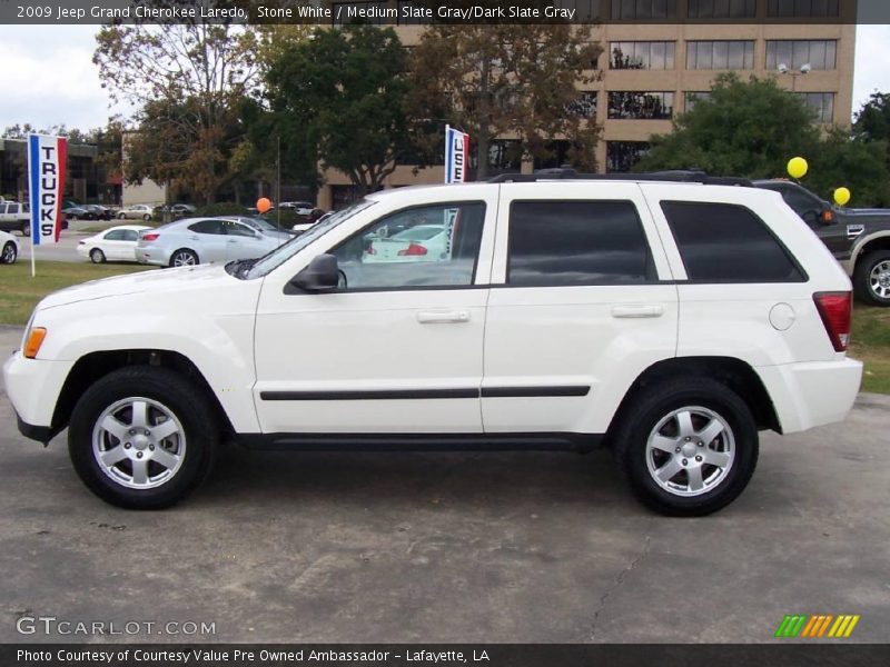 Stone White / Medium Slate Gray/Dark Slate Gray 2009 Jeep Grand Cherokee Laredo