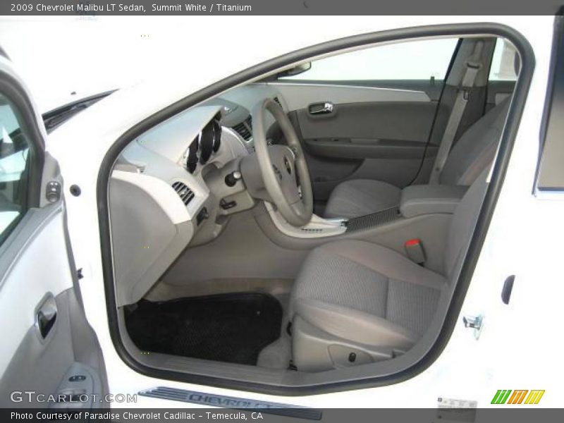 Summit White / Titanium 2009 Chevrolet Malibu LT Sedan