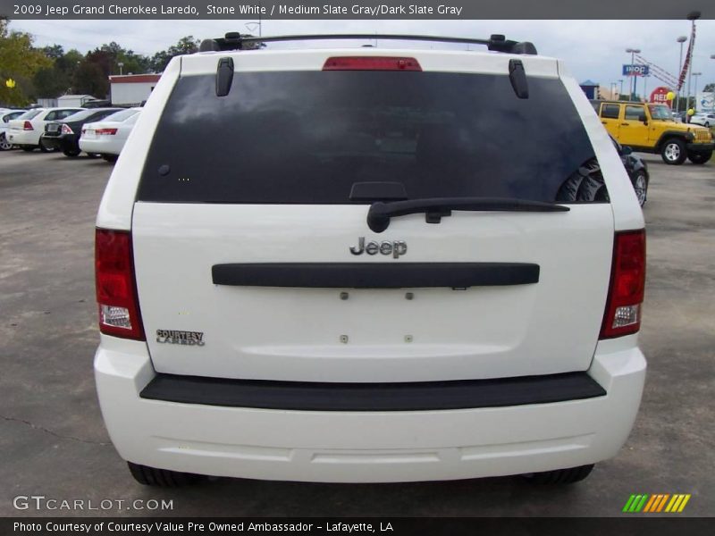 Stone White / Medium Slate Gray/Dark Slate Gray 2009 Jeep Grand Cherokee Laredo