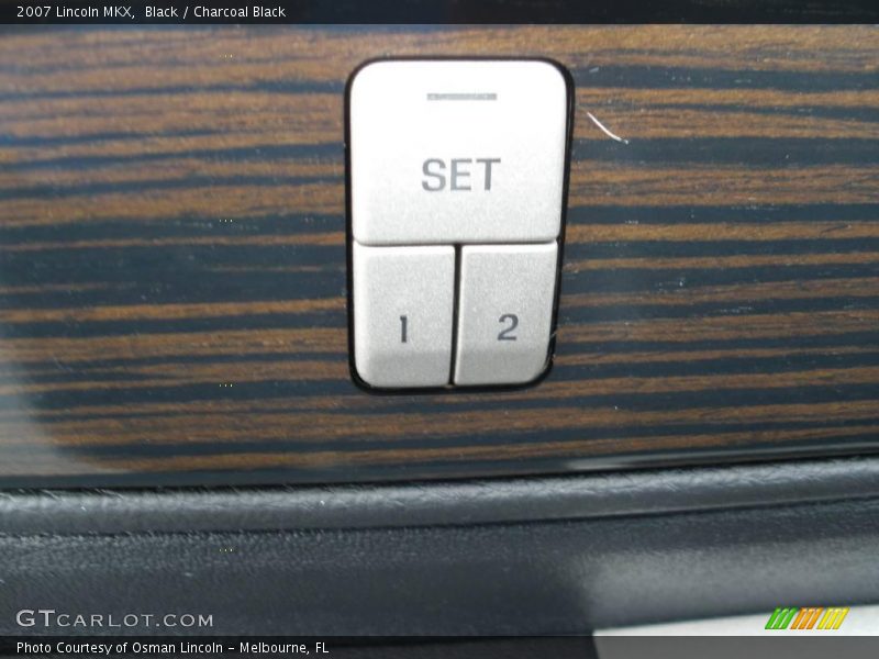 Black / Charcoal Black 2007 Lincoln MKX