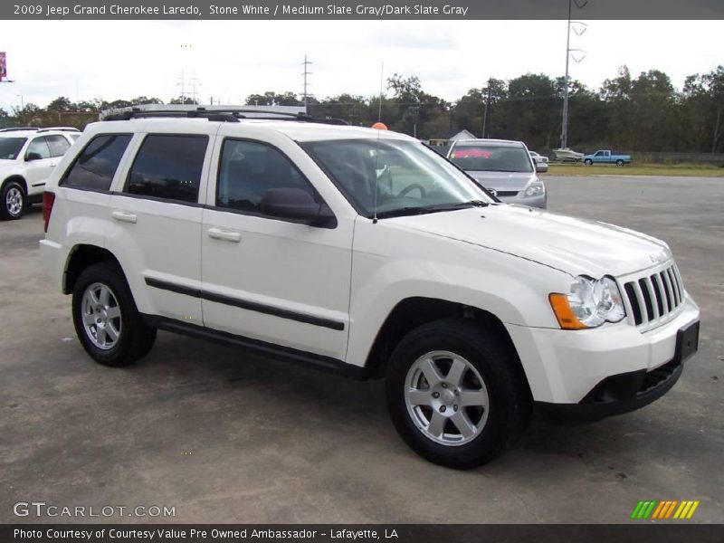 Stone White / Medium Slate Gray/Dark Slate Gray 2009 Jeep Grand Cherokee Laredo