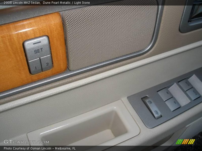 Dune Pearl Metallic / Light Stone 2008 Lincoln MKZ Sedan