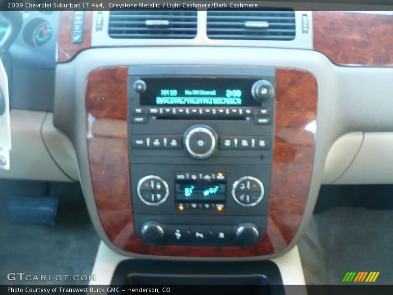 Greystone Metallic / Light Cashmere/Dark Cashmere 2009 Chevrolet Suburban LT 4x4