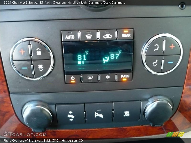 Greystone Metallic / Light Cashmere/Dark Cashmere 2009 Chevrolet Suburban LT 4x4