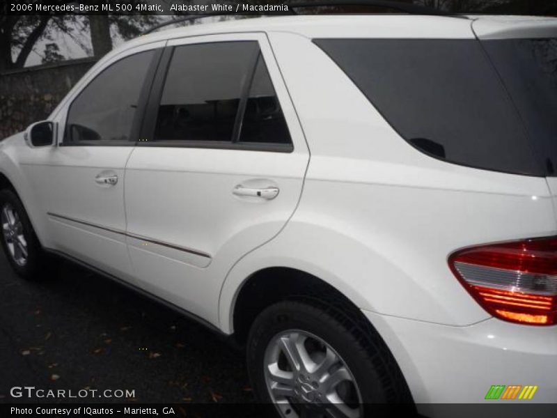 Alabaster White / Macadamia 2006 Mercedes-Benz ML 500 4Matic