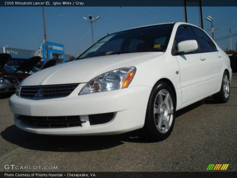 Igloo White / Gray 2006 Mitsubishi Lancer ES