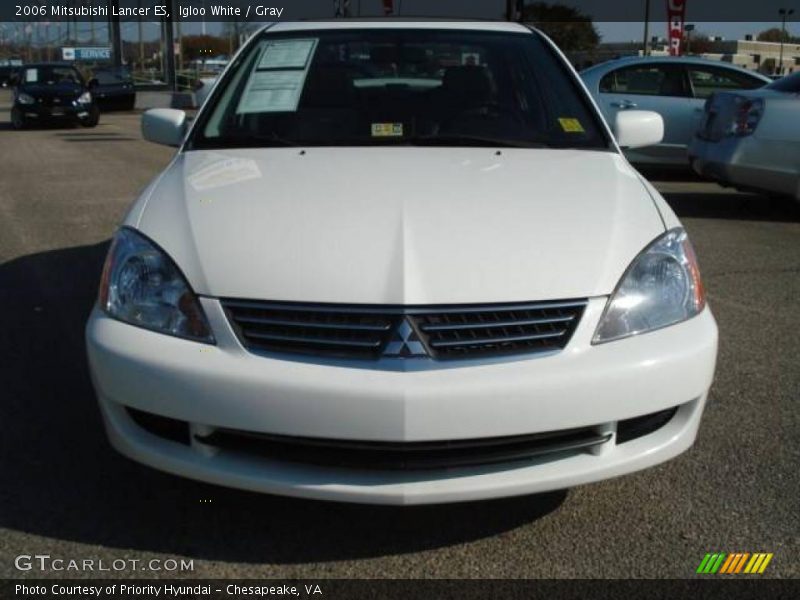 Igloo White / Gray 2006 Mitsubishi Lancer ES