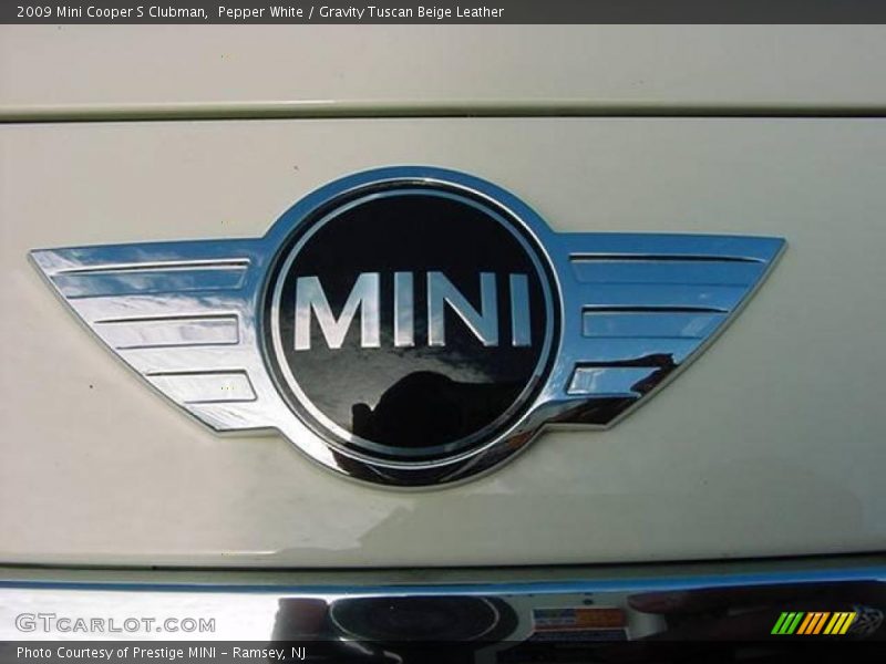 Pepper White / Gravity Tuscan Beige Leather 2009 Mini Cooper S Clubman