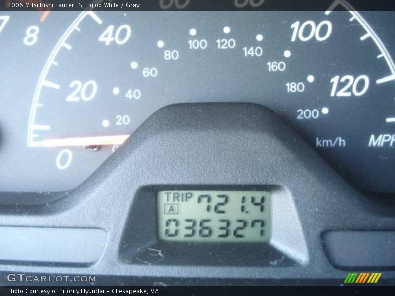 Igloo White / Gray 2006 Mitsubishi Lancer ES