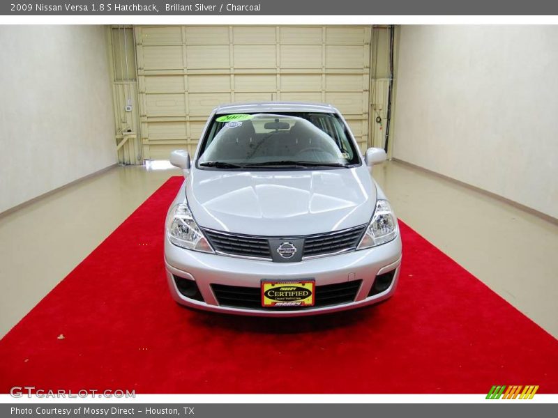 Brillant Silver / Charcoal 2009 Nissan Versa 1.8 S Hatchback