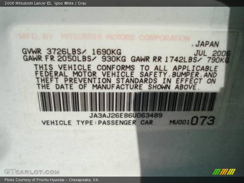 Igloo White / Gray 2006 Mitsubishi Lancer ES