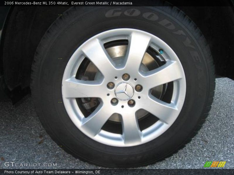 Everest Green Metallic / Macadamia 2006 Mercedes-Benz ML 350 4Matic
