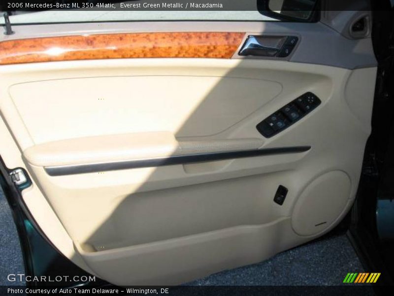 Everest Green Metallic / Macadamia 2006 Mercedes-Benz ML 350 4Matic