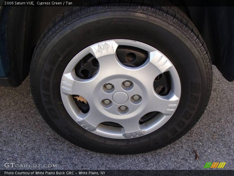 Cypress Green / Tan 2006 Saturn VUE